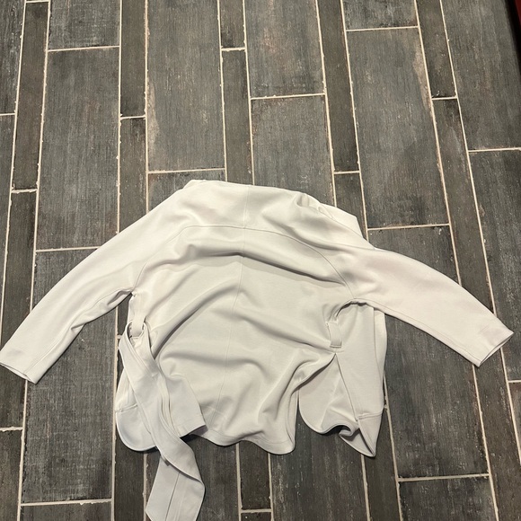 lululemon jacket xs/s womens - Picture 3 of 3